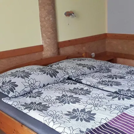 Bed & Breakfast Panzio Veszprem